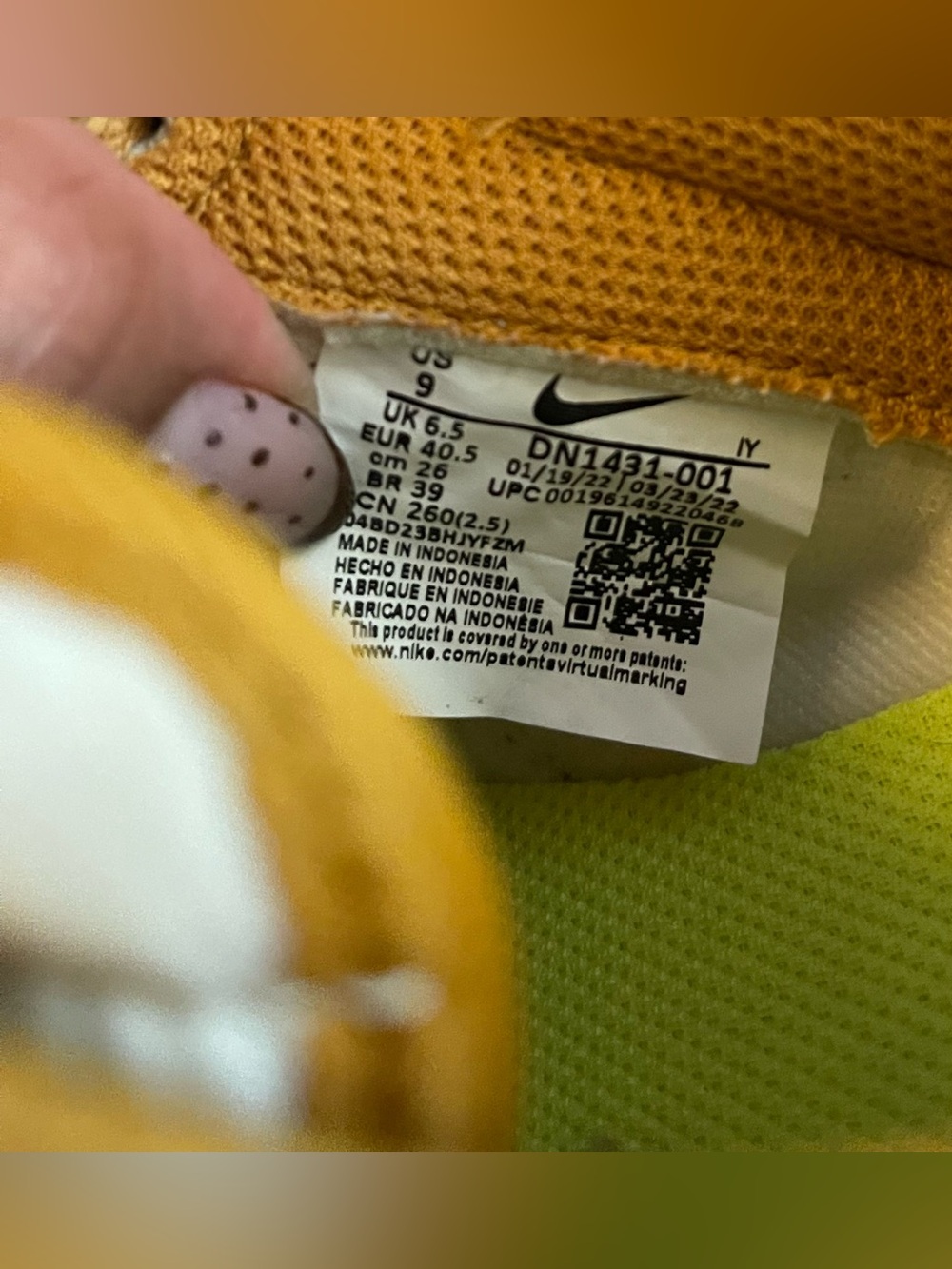 Yellow Nike Dunks Low Size 9 - Picture 5 of 7
